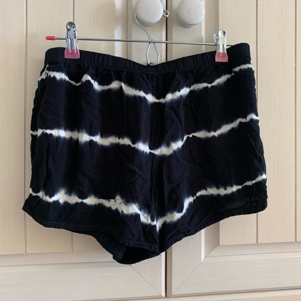 Forever 21 Flowy tie dye shorts